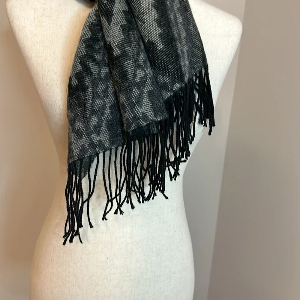 Morgan Taylor Scarf with Fringe Made in Italy